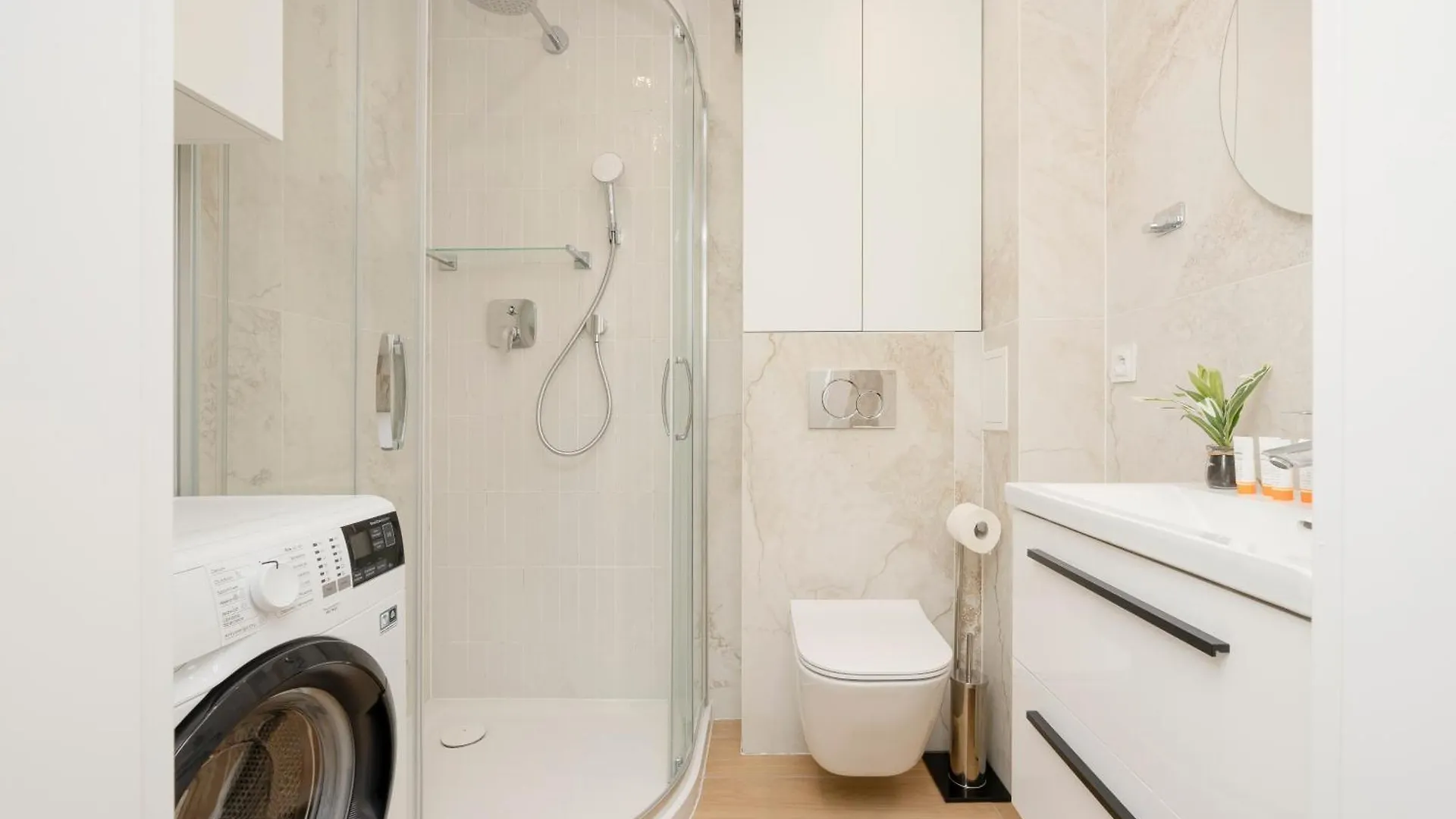 Comfortable Apartment Warsaw Wola & Balcony By Noclegi Renters 0*,