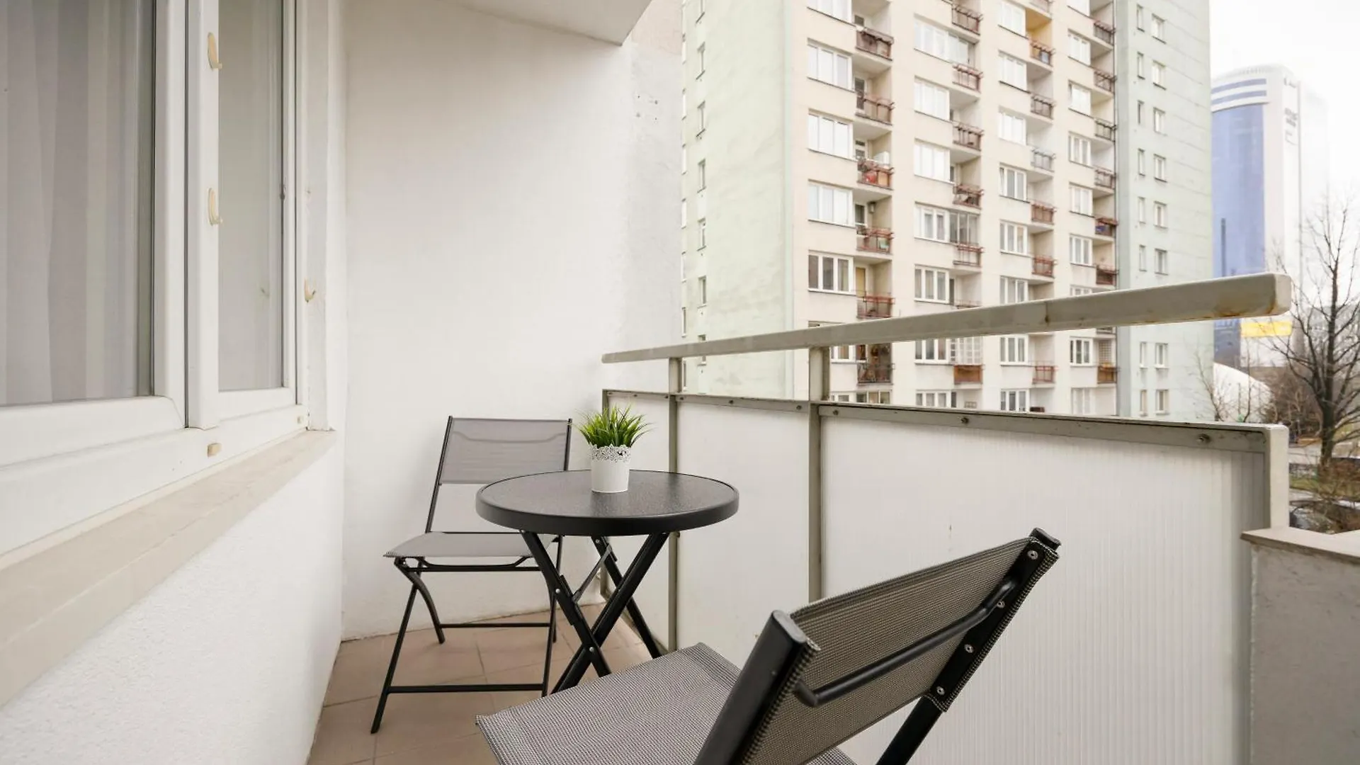 Comfortable Apartment Warsaw Wola & Balcony By Noclegi Renters