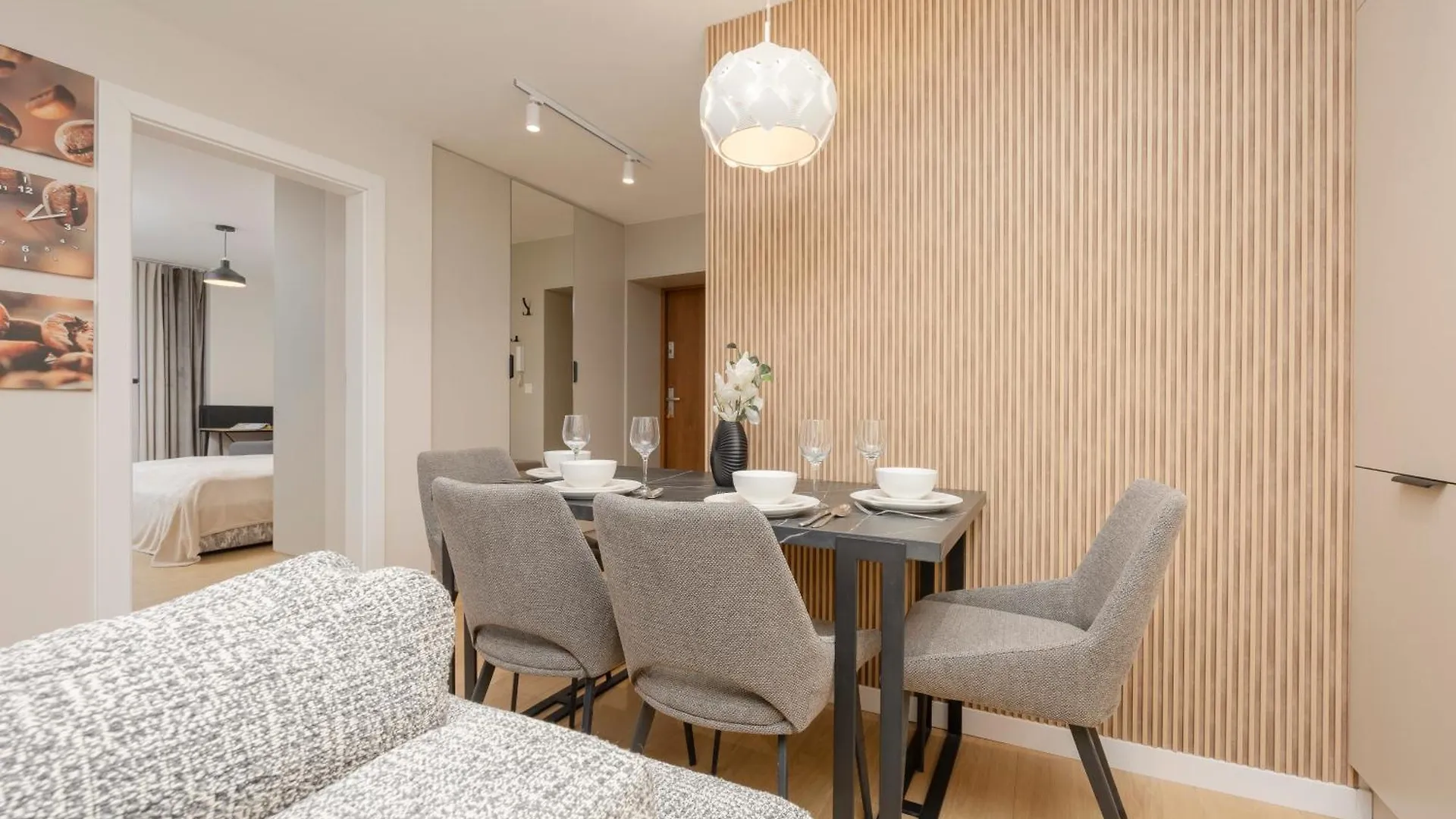 Comfortable Apartment Warsaw Wola & Balcony By Noclegi Renters