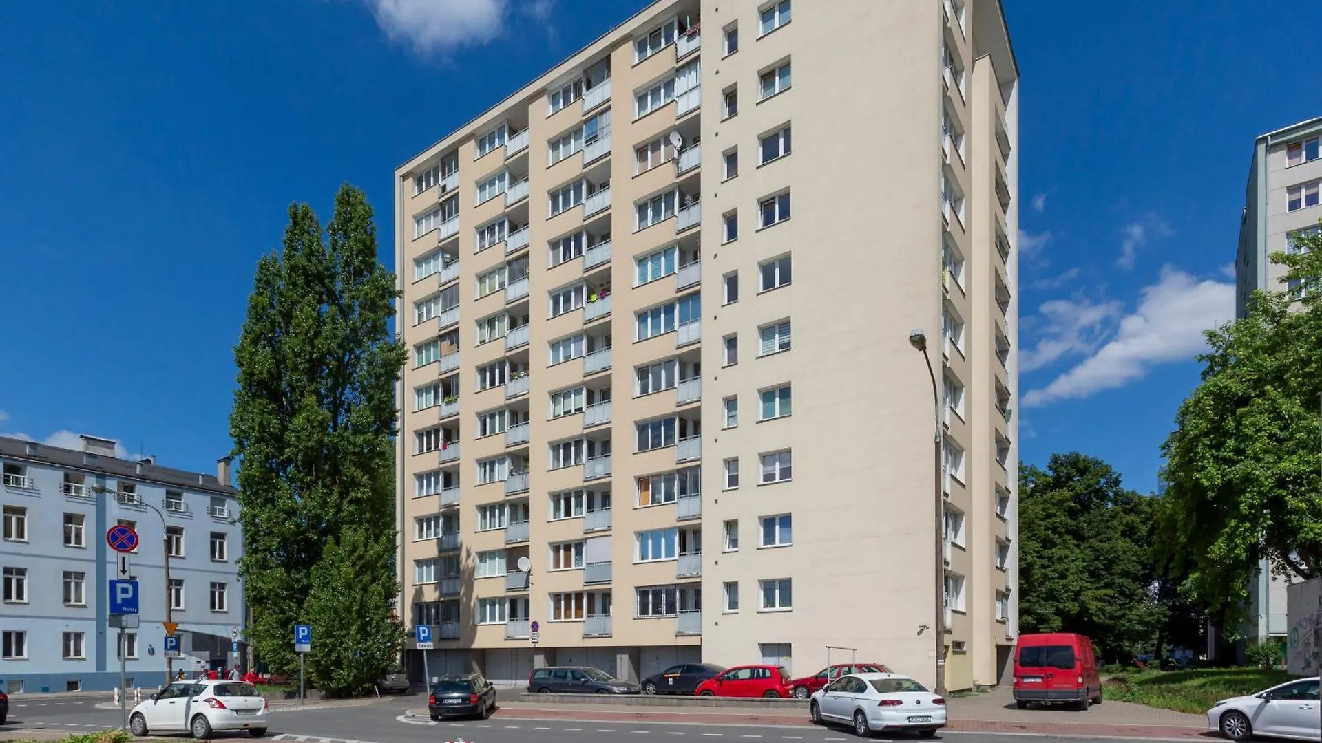 Comfortable Apartment Warsaw Wola & Balcony By Noclegi Renters